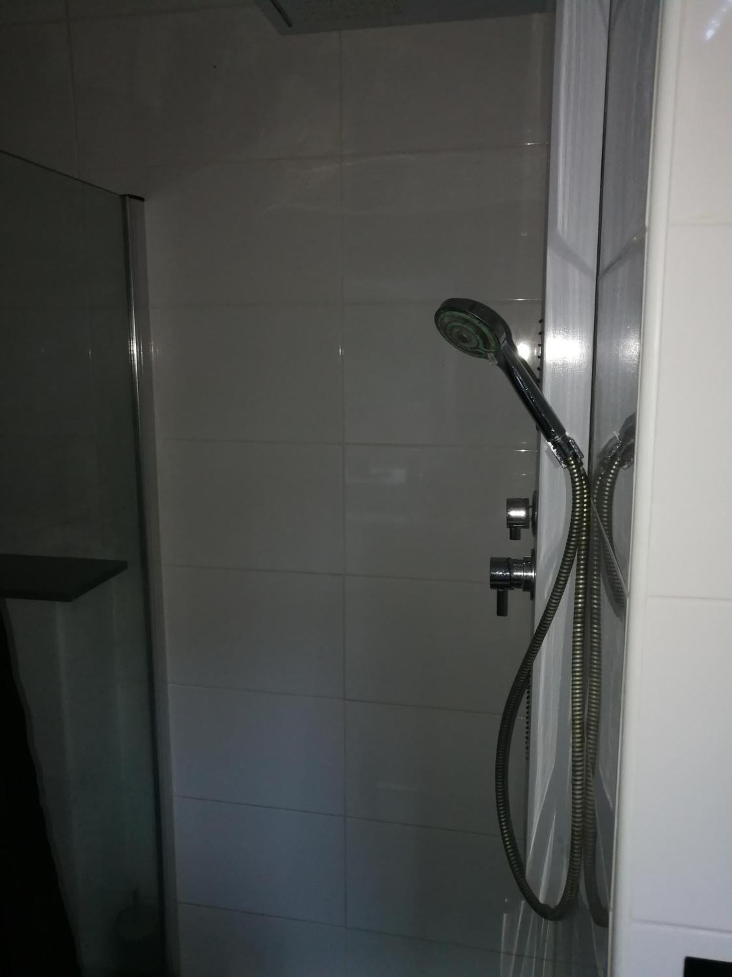 Wohlfuehloase - Zimmer, Appartment - Im Herzen Starnbergs Pokój zdjęcie